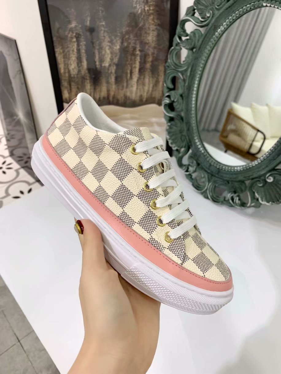 Women's Louis Vuitton Shoes-415